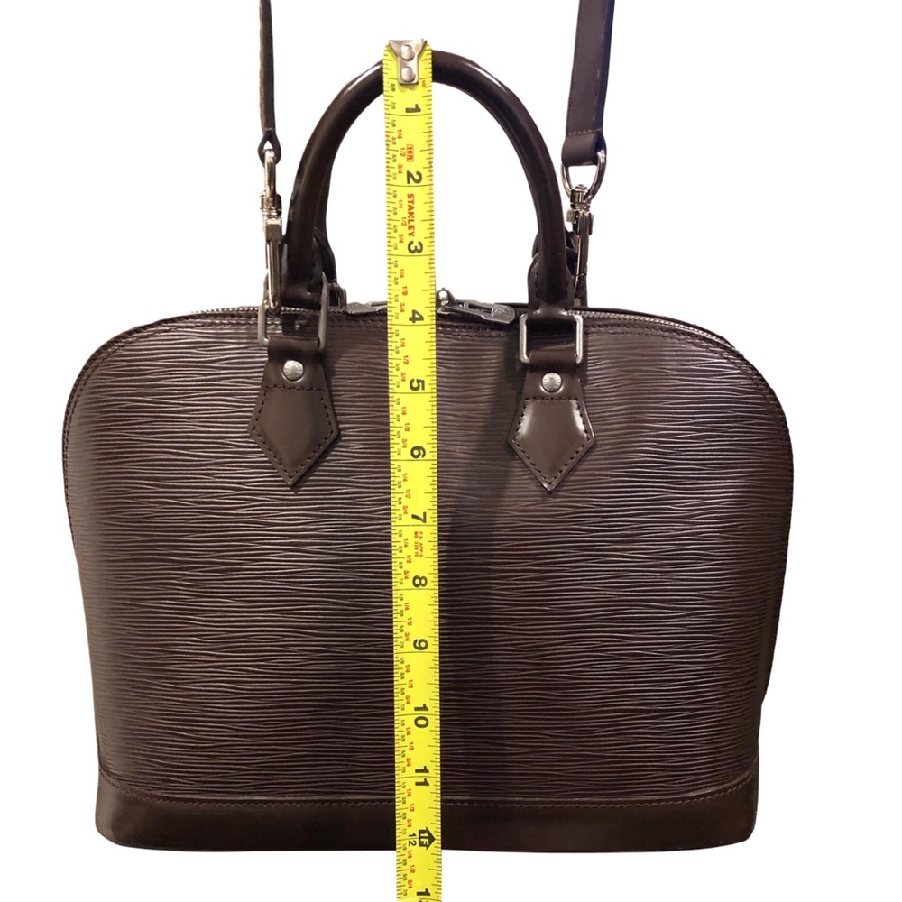 LOUIS VUITTON Mocha Dark Brown Epi Alma with Shoulder Strap Palladium Hardware - Picture 7 of 17